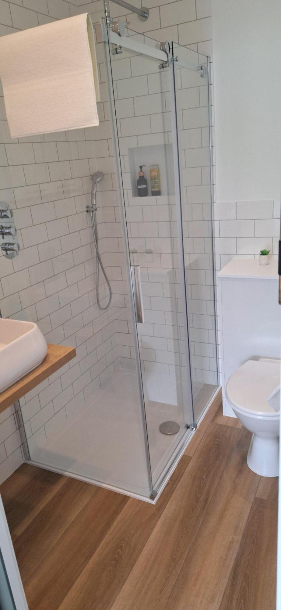 New 3 Bedrooms Flat In Ashford Near Heathrow Dış mekan fotoğraf